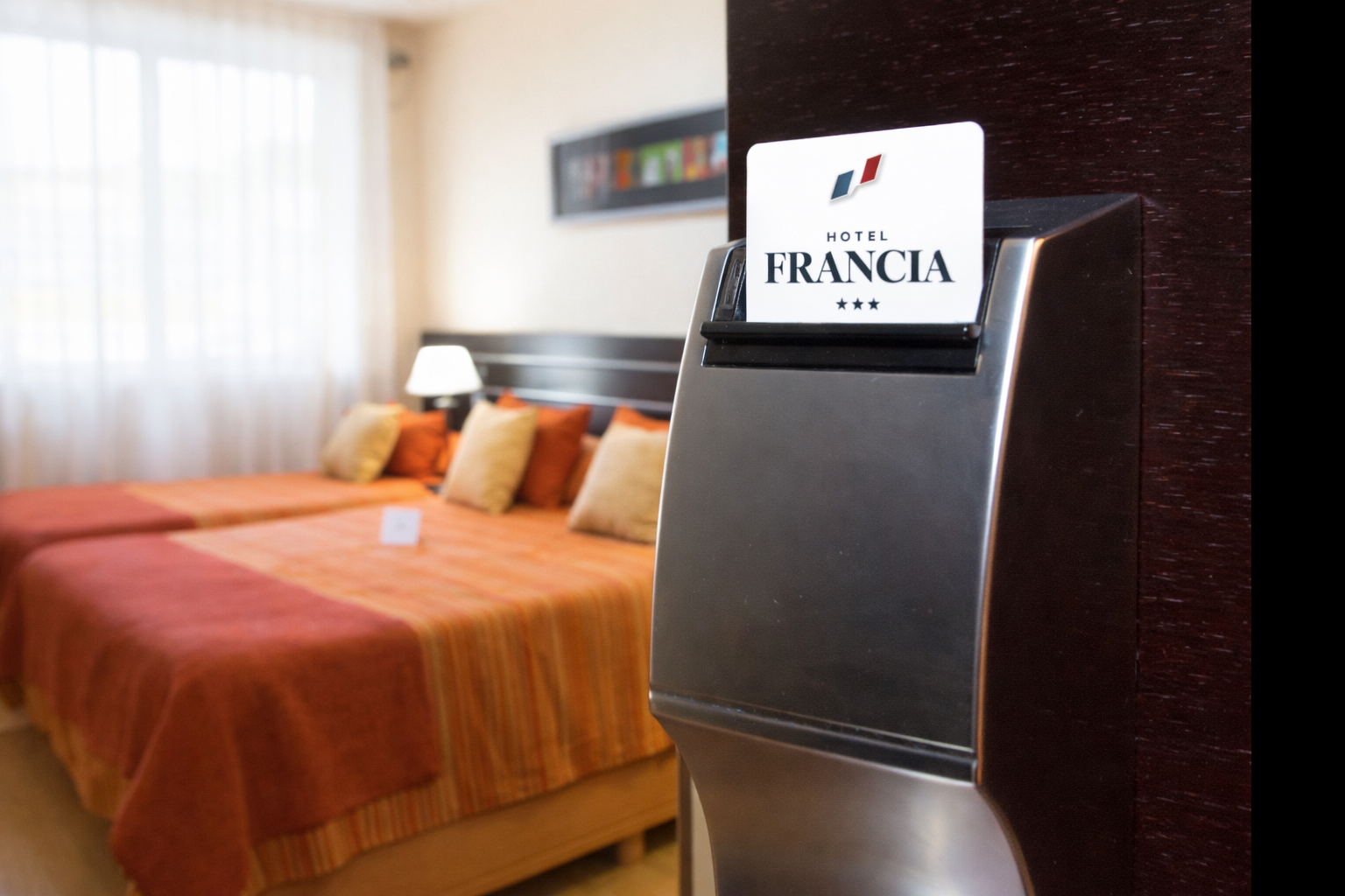 Cerradura magnética Hotel Francia Tucumán