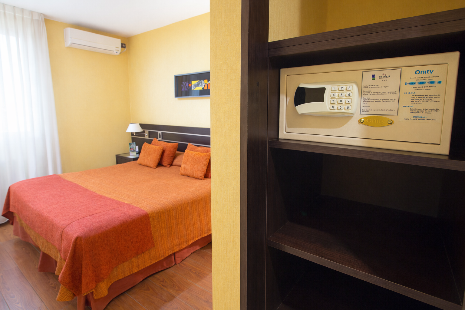 Habitación Master Doble del Hotel Francia Tucumán