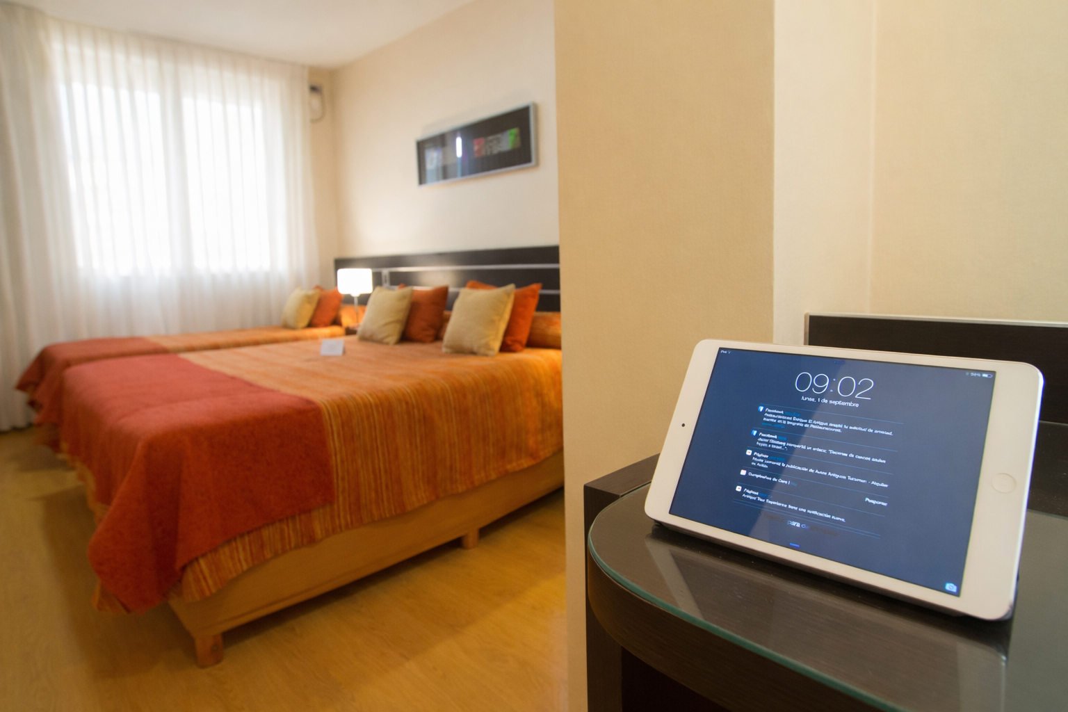 Habitación Master Triple del Hotel Francia Tucumán