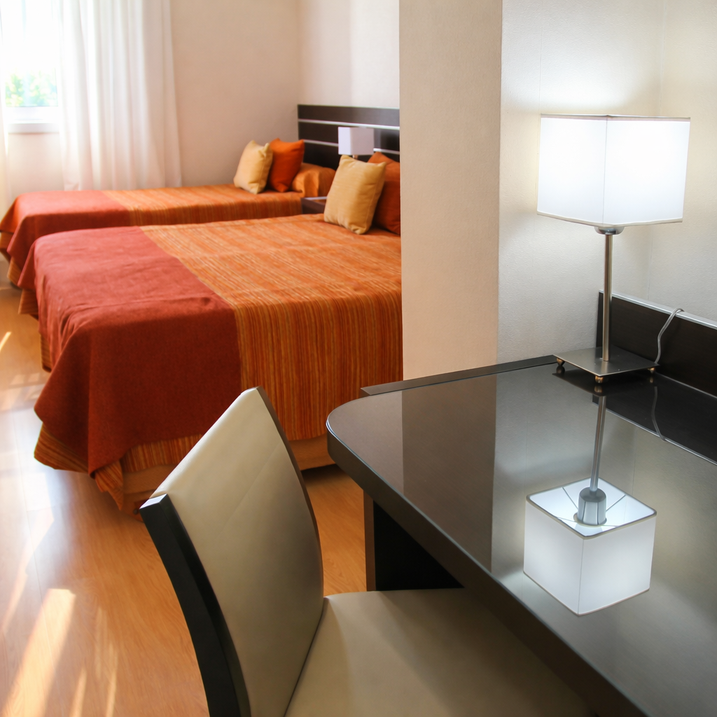 Habitación Master Triple del Hotel Francia Tucumán